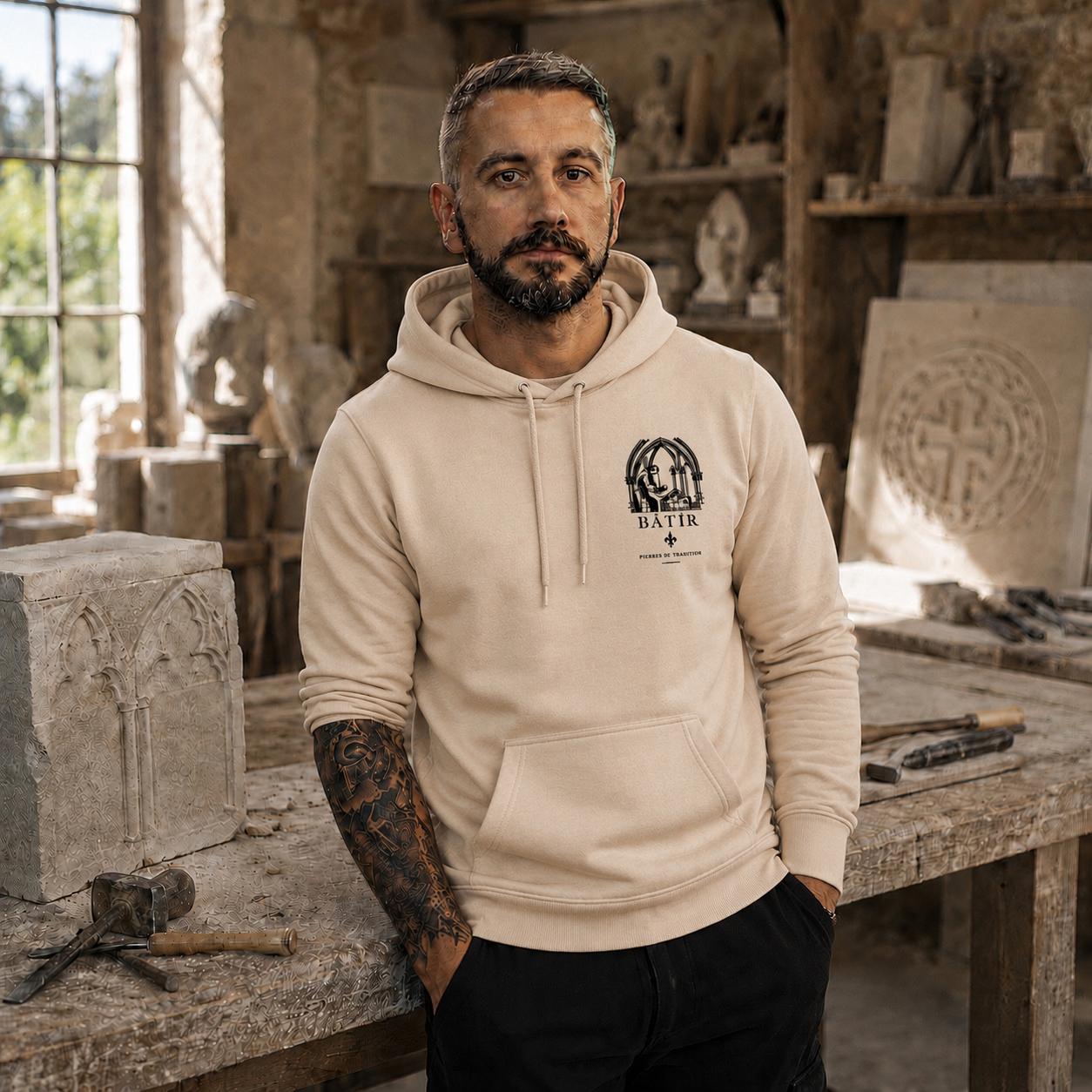 Sweat à capuche BÂTIR – Un monde plus beau