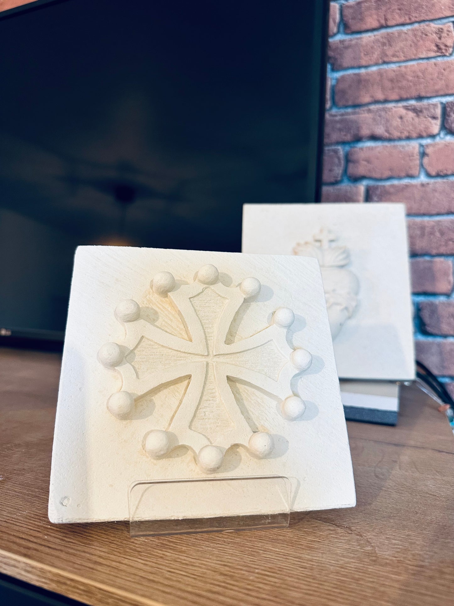 Croix Occitane en Pierre reconstituée