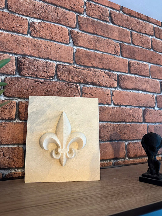 Fleur de Lys en pierre reconstitutée