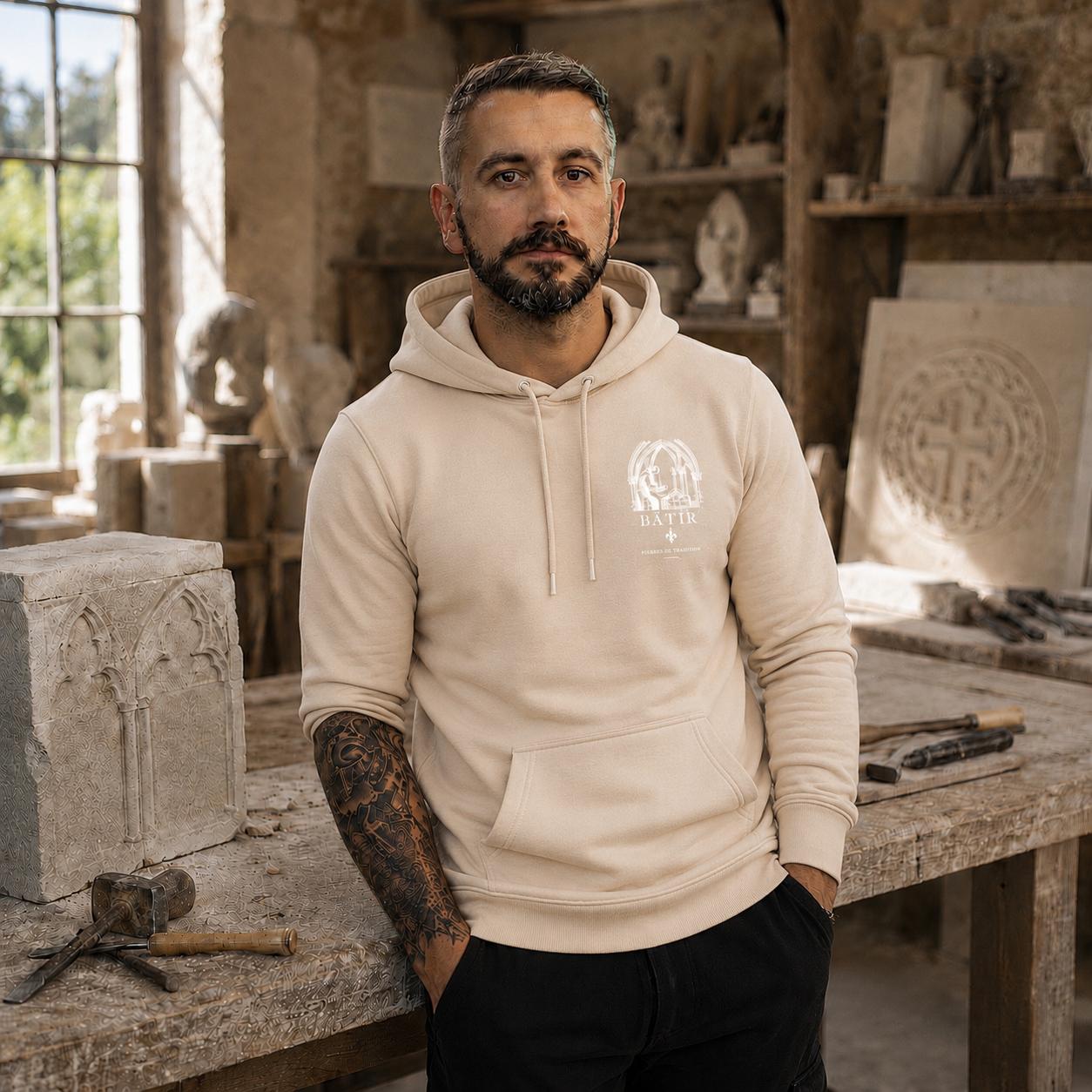 Sweat à capuche BÂTIR – Un monde plus beau